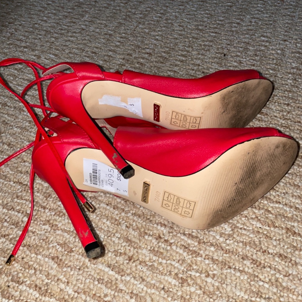 Red booties - Picture 4 of 4